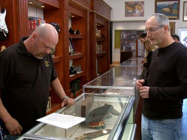how do i place glass shelf pawn stars game how do i place glass shelf pawn stars game