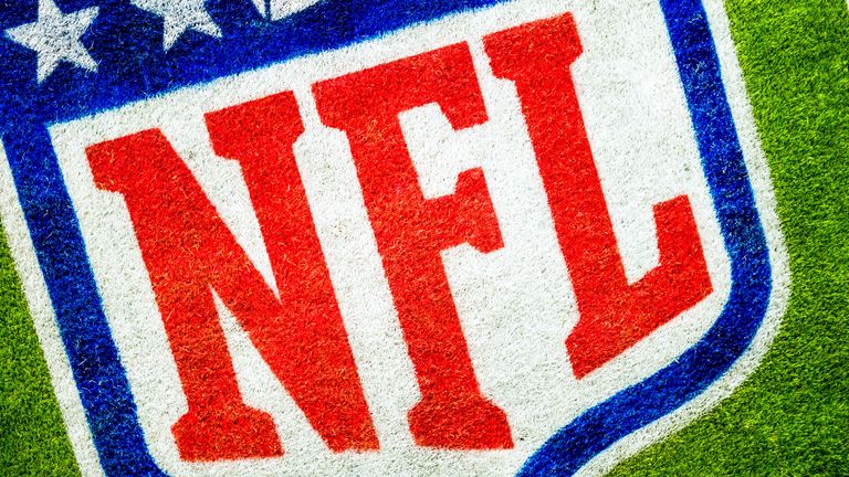 NFL UK on X: Vamos, @nflmx! Monday night football coming LIVE