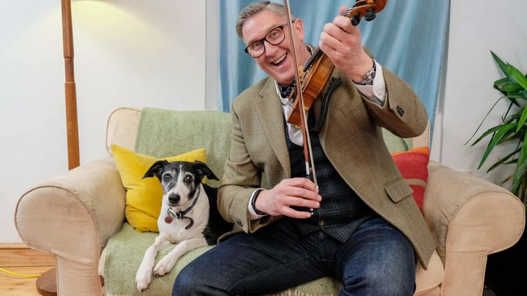 Dogs behaving sales badly channel 5