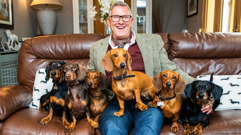 Dogs behaving sales badly channel 5